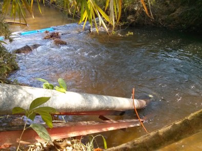 Bomba submersa sobre trilho - Irrigação