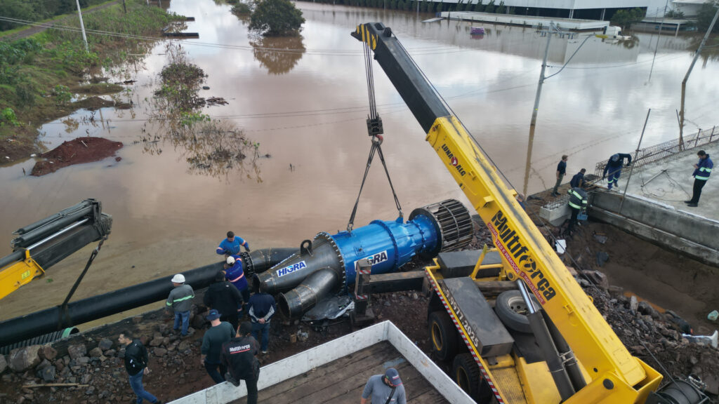 Eficiência e Versatilidade das Bombas Anfíbias na Drenagem Pluvial Urbana 7 Eficiência e Versatilidade das Bombas Anfíbias na Drenagem Pluvial Urbana image0 01 1 Eficiência e Versatilidade das Bombas Anfíbias na Drenagem Pluvial Urbana