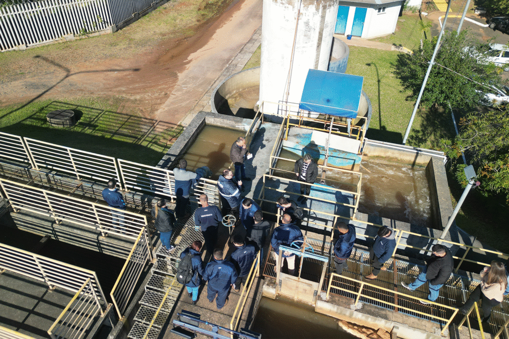 visita semea curso tecnico foto 04 Graduados do Curso Técnico da HIGRA vivenciam na prática o ciclo da água em São Leopoldo